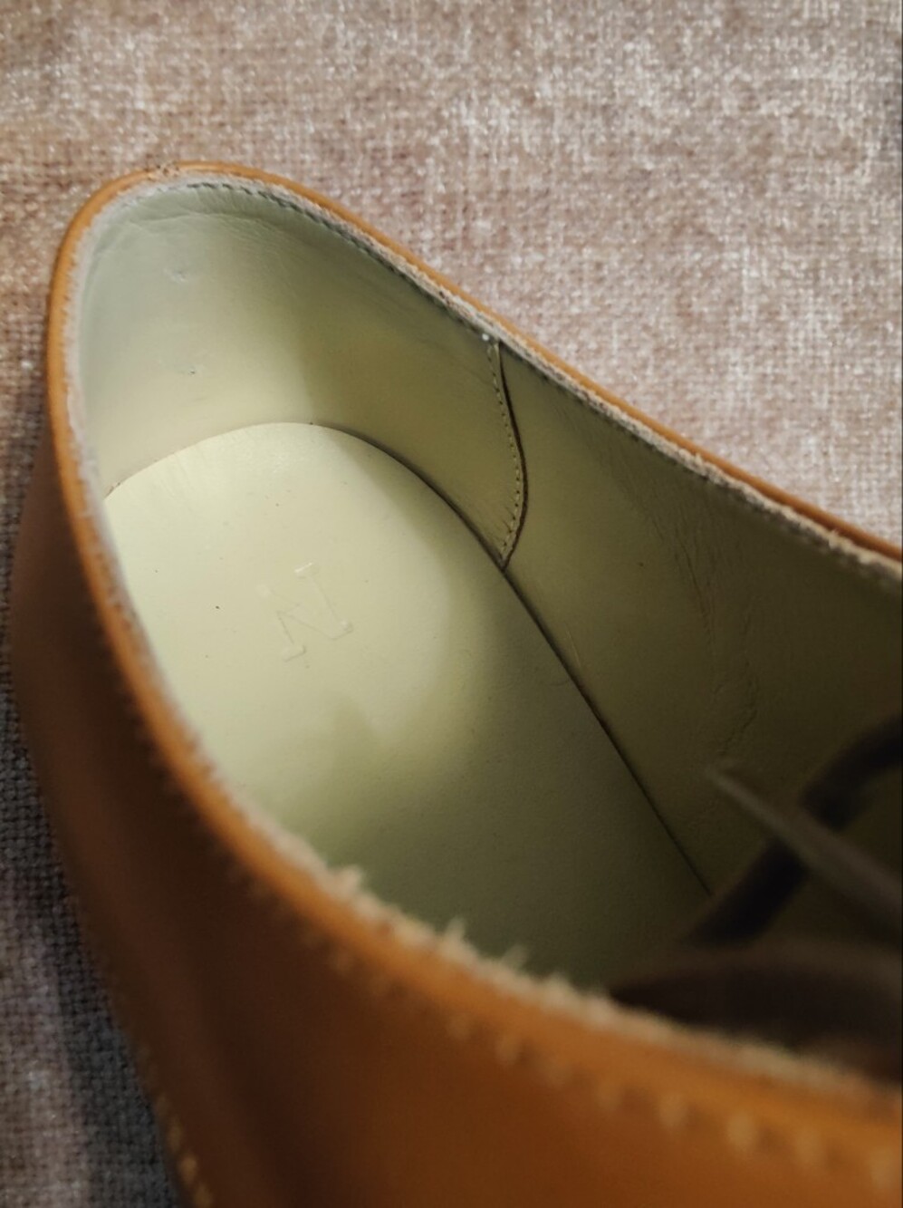 Nisolo James Oxford - Almond, Size 7 - Picture 8 of 16